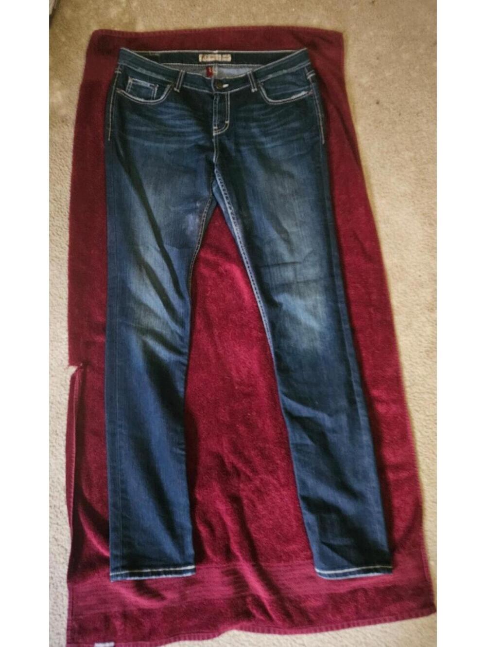 BKE Sabrina midrise stretch jeans sz 32 dark blue distressed denim women's
